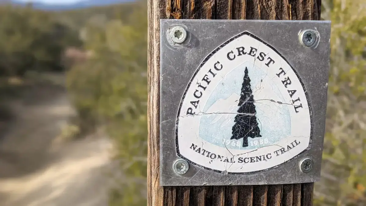 Zeci de persoane se îmbolnăvesc pe traseul Pacific Crest