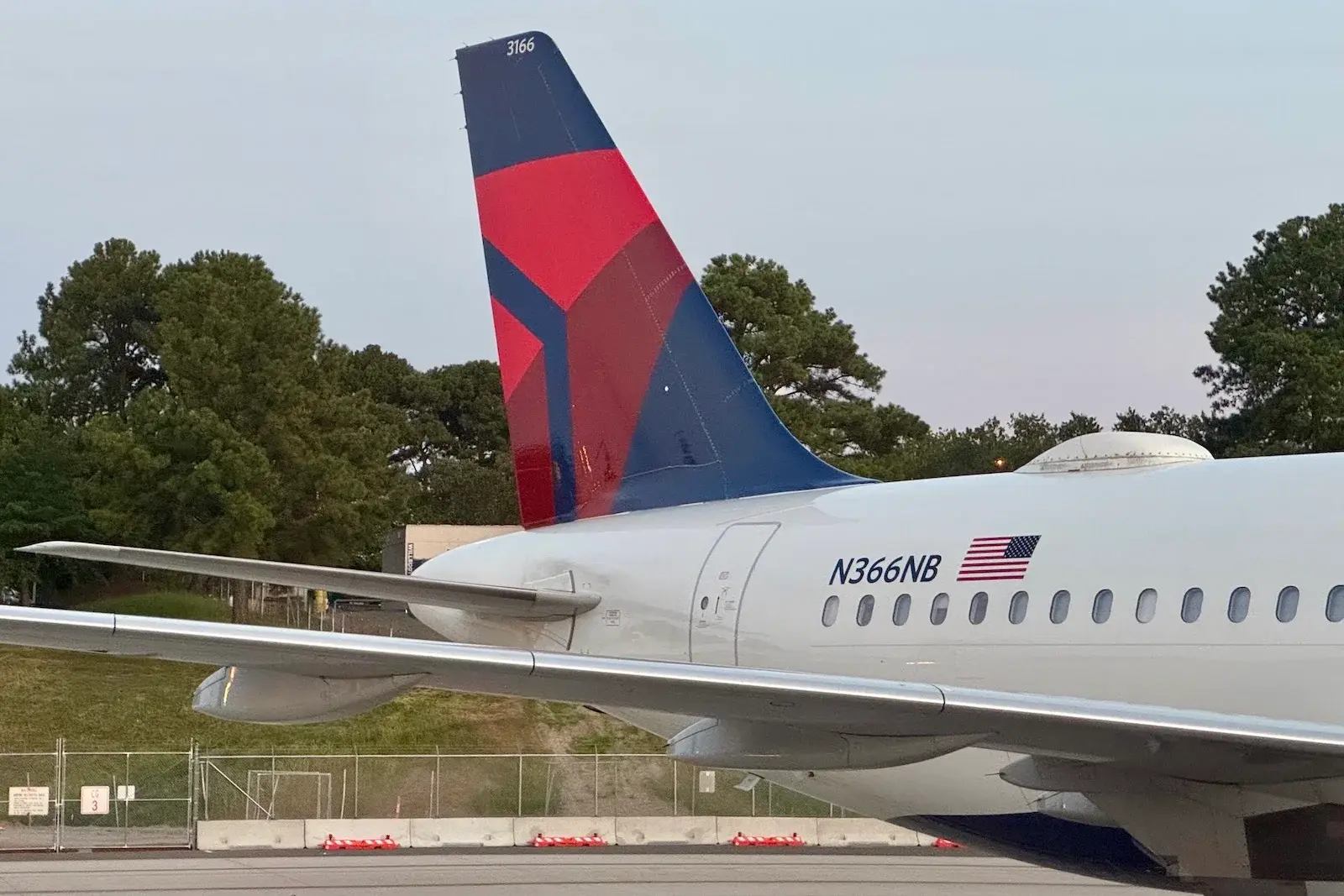 Delta reduce zborurile din New York și Las Vegas pentru toamna viitoare