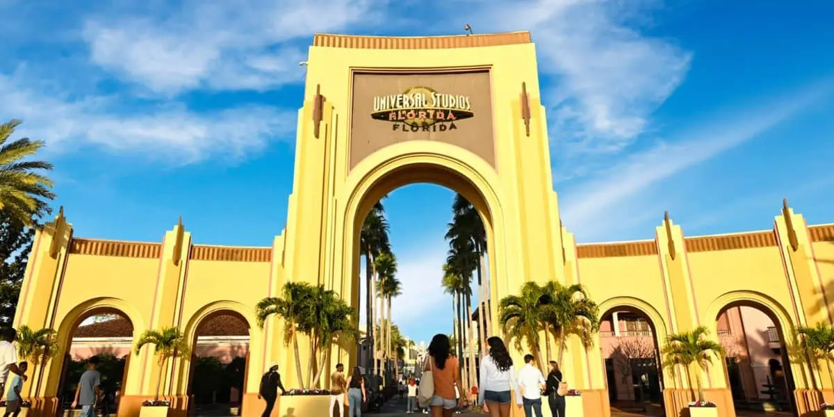 Momente de coșmar pentru turiști în parcul Universal Orlando!