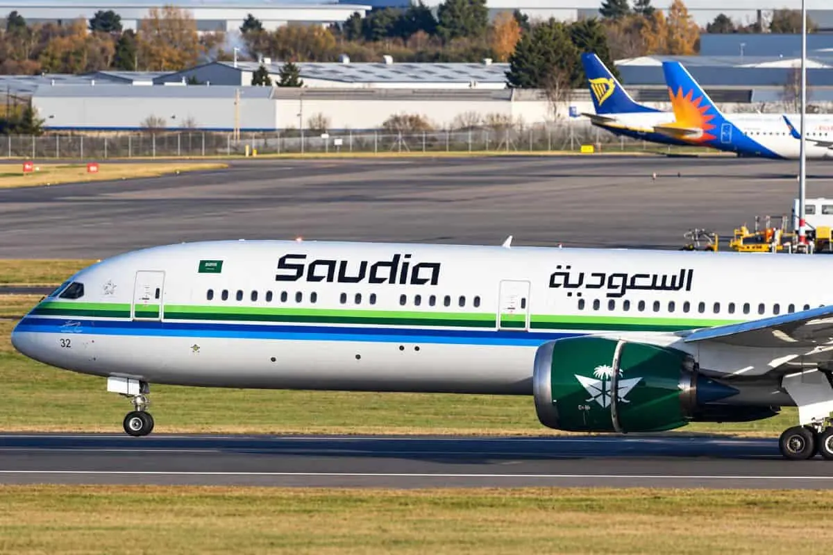 Arabia Saudită schimbă regulile jocului: Trafic aerian reconfigurat și legături noi cu EAU