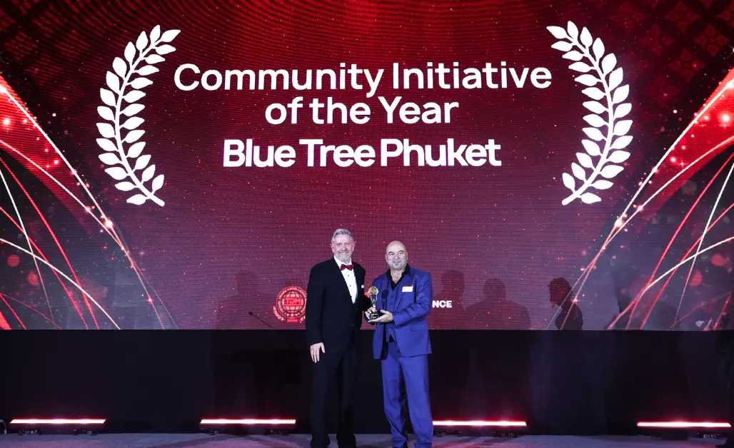 Arborele albastru Phuket a câștigat premiul Travel Daily pentru excelența comerțului de călătorie