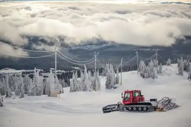 Big White, în prag de deschidere, devine un paradis de iarnă în timp ce zăpada devine realitate
