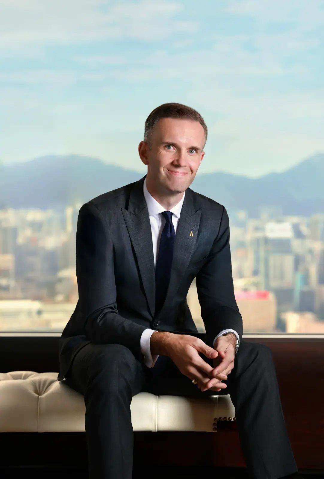 Conor Hadlington devine noul manager general al Conrad Hong Kong