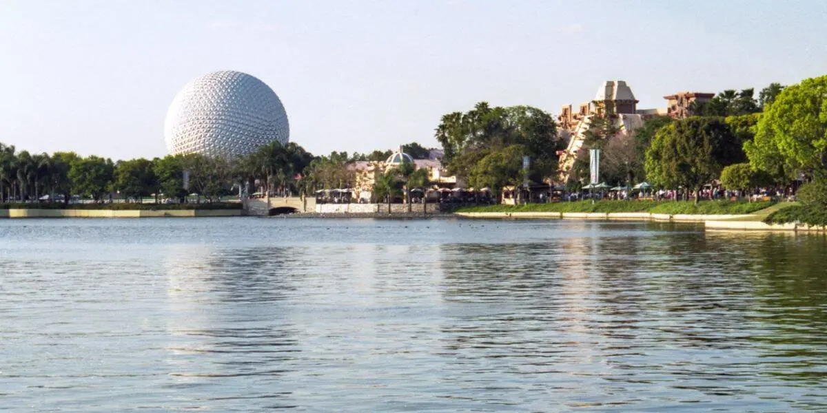 Surpriză pentru vizitatorii EPCOT: ce s-a schimbat la Cosmic Rewind?