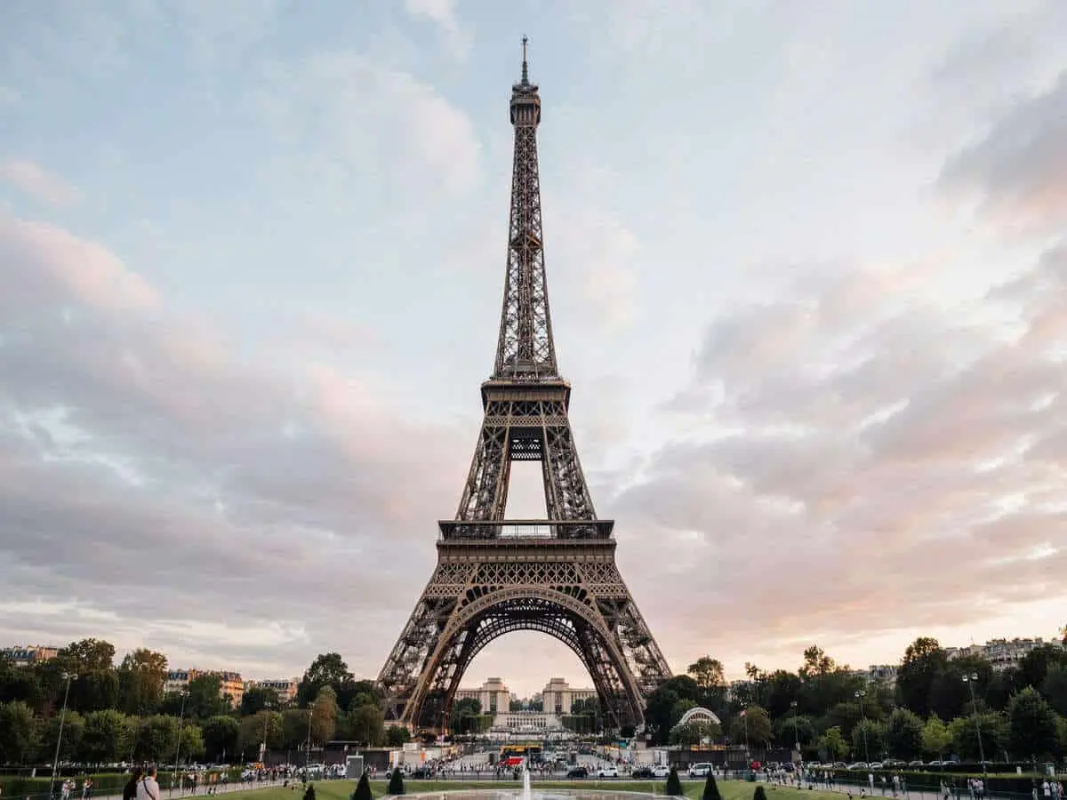 Europa reîndrumă turiștii: Franța și Irlanda pun pe hartă destinațiile ascunse
