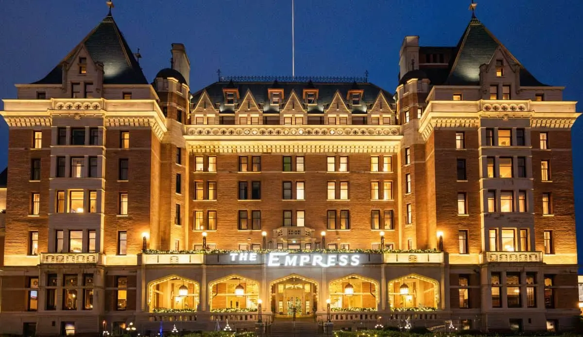 Fairmont pregătește Crăciun magic 2026 în peste 90 de hoteluri din lume