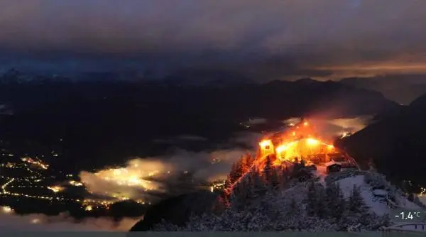 Incendiu la fosta reședință a lui Hitler din Bavaria. Un suspect pe motocicletă a fost arestat