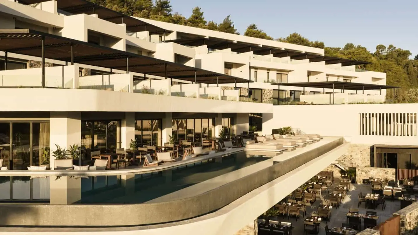 Lux pe coasta Egee: Accor deschide un nou hotel de 5 stele în Samos