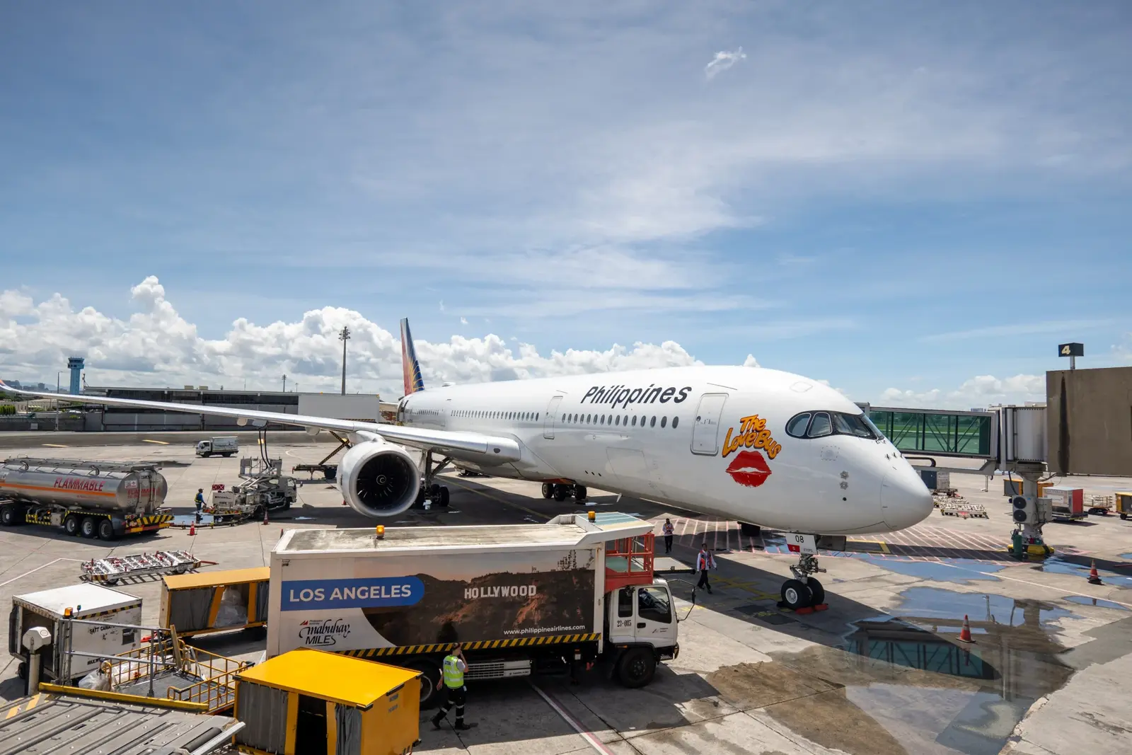 Philippine Airlines lansează prima reducere de 40% la zborurile premium