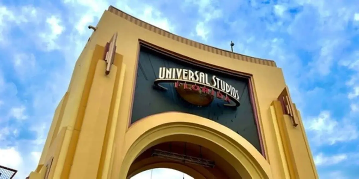 Politica Universal Orlando difuzată în parc, amenință îndepărtarea zonei oaspeților