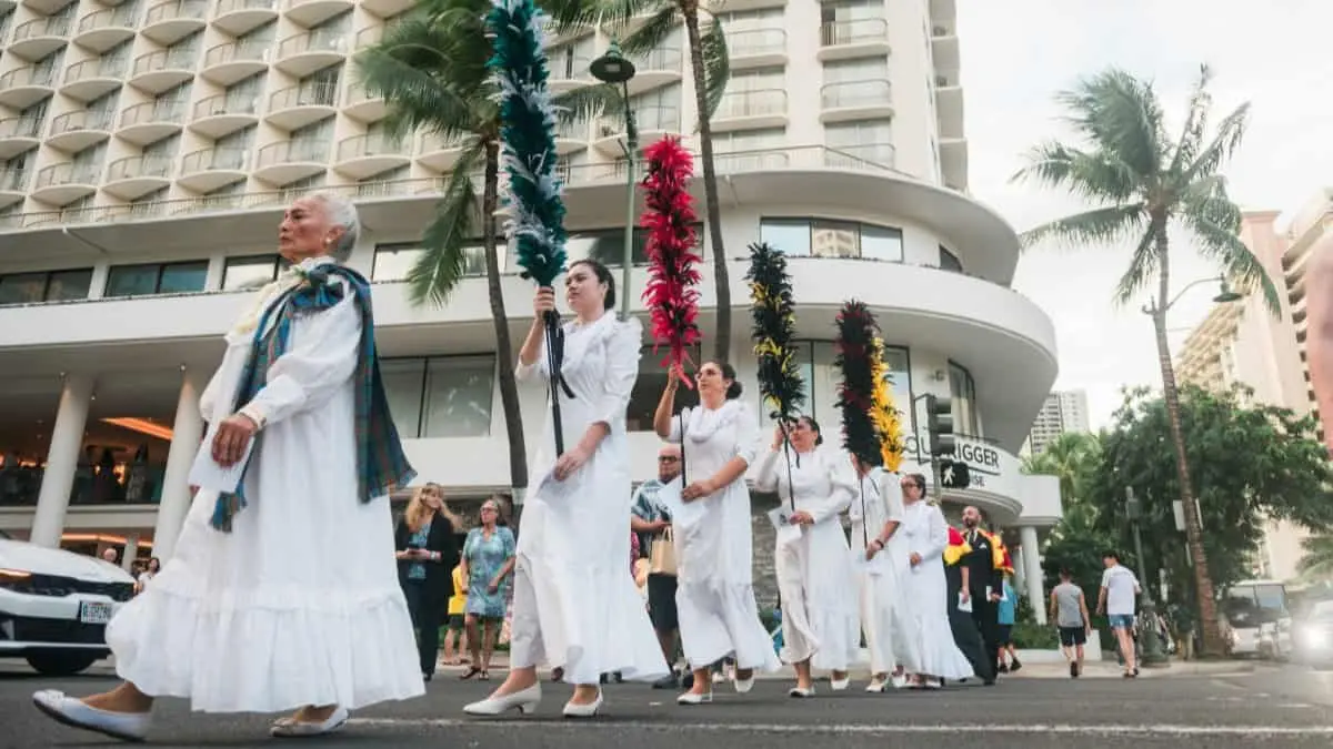 Reînnoirea regală a Havaiilor: O experiență culturală în inima Honolulu