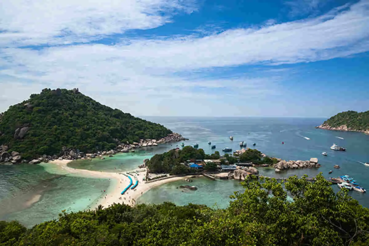 Thailanda vede o creștere cu 41% a rezervării de zbor din Bangkok, în timp ce concertul turistic BTS conduce cererea