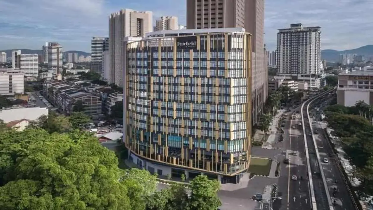 Turismul local în Kuala Lumpur: hotelurile se transformă în destinații pentru familii